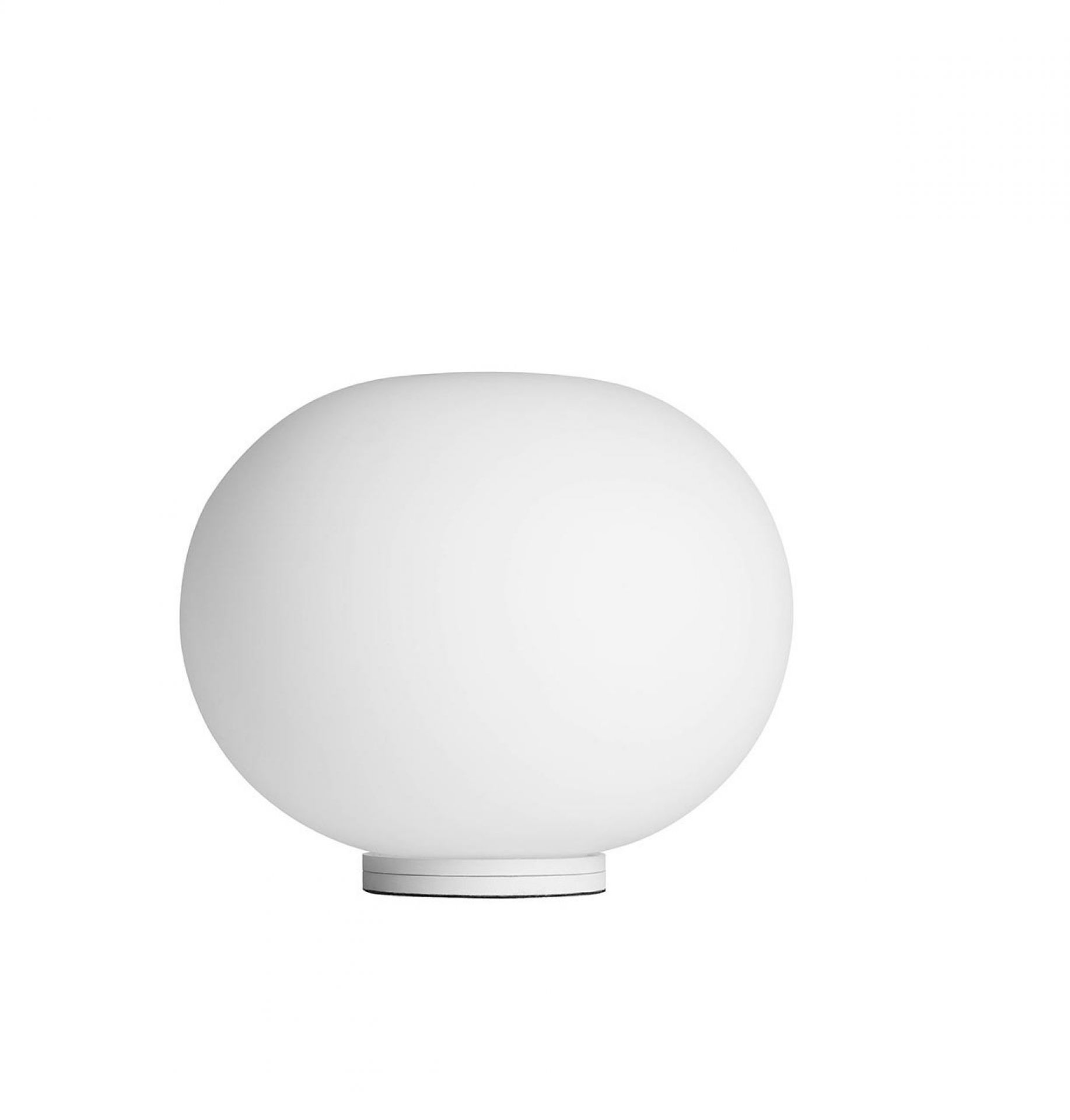 Weiße Glo Ball Tischleuchte von Flos: Moderne Kugel-Lampe für Nachttisch und Wohnzimmer.